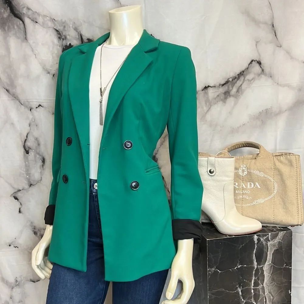 *Halogen brand green, long sleeve, double breasted blazer *